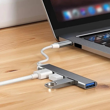 Hub compacto USB-C com 4 portas USB